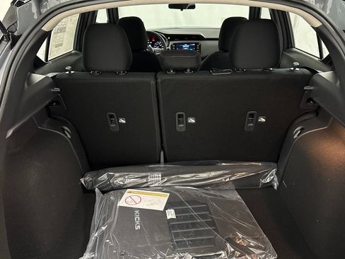 Used 2024 Nissan Kicks SR FWD image 12
