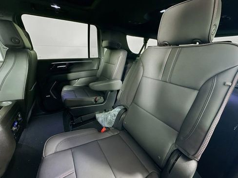 New 2026 Chevrolet Suburban RST w/ Advanced Technology Package AWD/4WD image 28