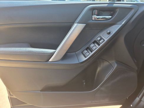 Used 2017 Subaru Forester 2.5i Limited AWD/4WD image 26