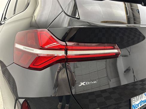New 2025 BMW X3 xDrive30i w/ Premium Package image 19