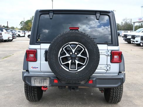 Used 2024 Jeep Wrangler Unlimited Rubicon image 5