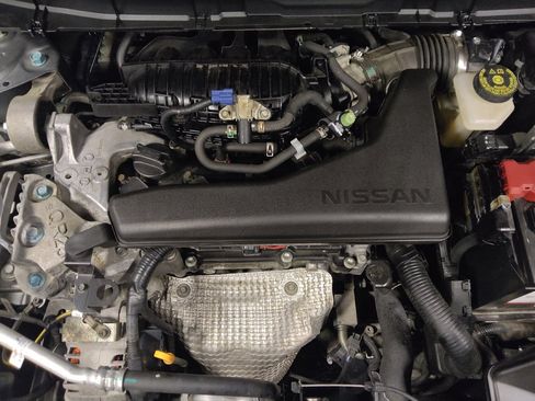 Used 2016 Nissan Rogue SV w/ SV Premium Package AWD/4WD image 30