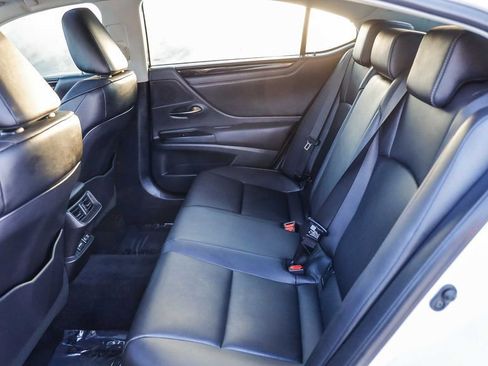 Used 2021 Lexus ES 250 w/ Premium Package image 23