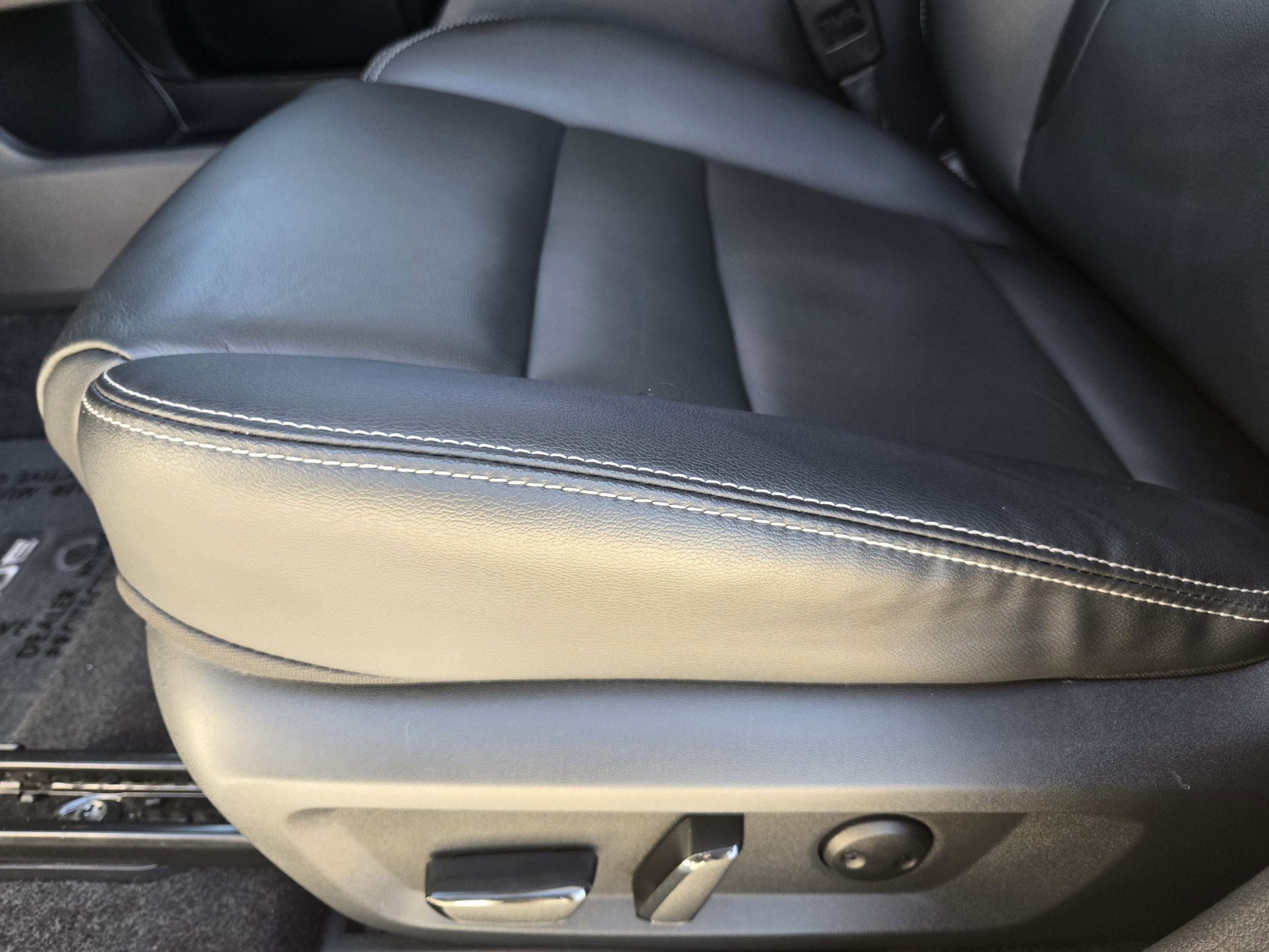 Used 2023 Nissan Rogue SL w/ SL Premium Package FWD image 26