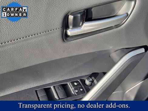 Used 2024 Toyota Corolla Cross XSE image 19