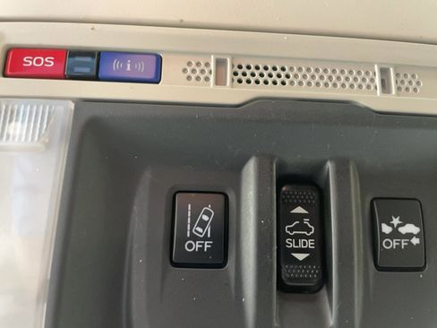 Used 2021 Subaru Forester Premium image 13