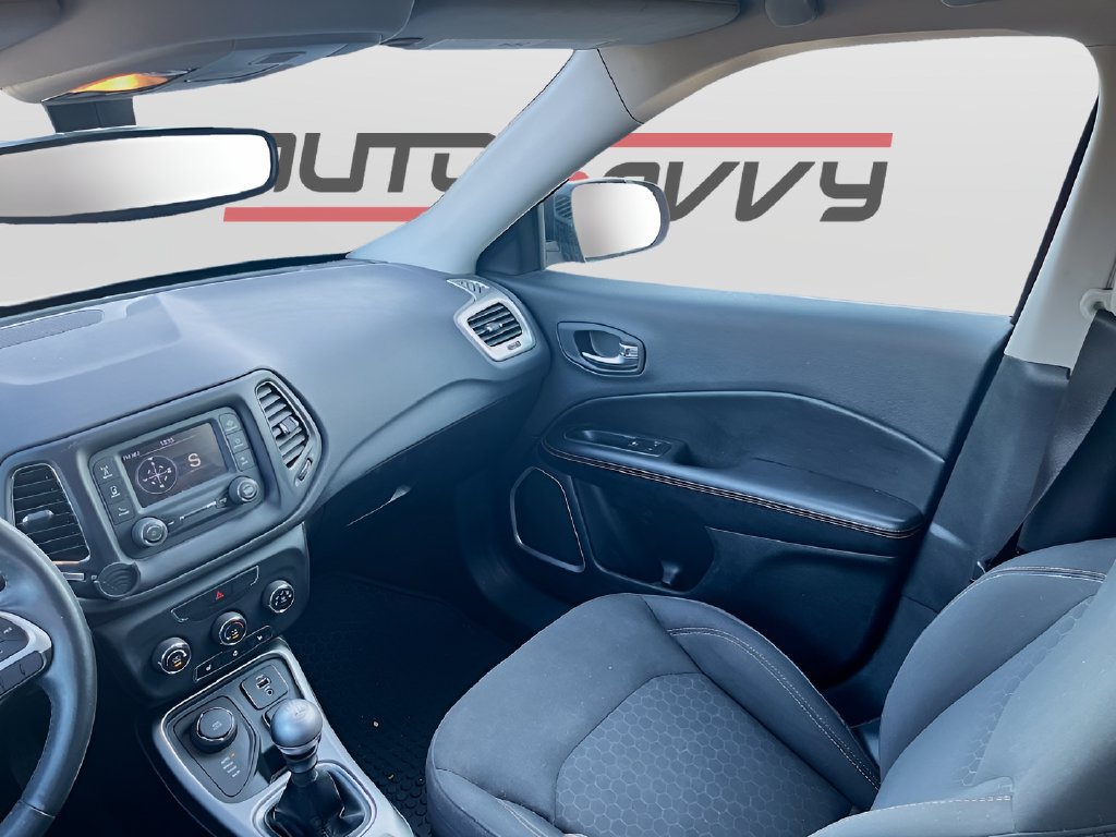 Used 2018 Jeep Compass Sport w/ Cold Weather Group AWD/4WD image 24