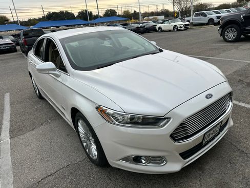 Used 2013 Ford Fusion Energi SE w/ Driver Assist Pkg image 2