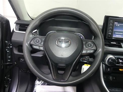 Used 2020 Toyota RAV4 LE w/ All Weather Liner Package AWD/4WD image 29