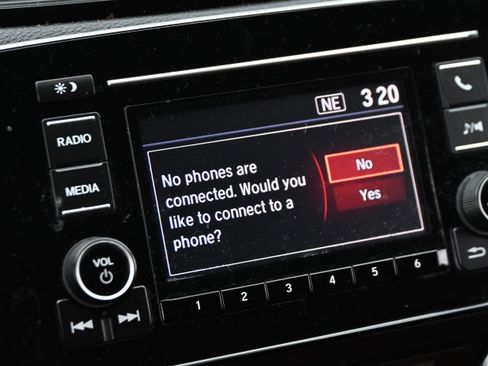 Used 2017 Honda CR-V LX image 16