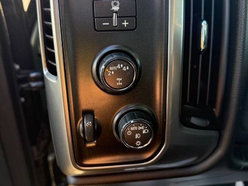 Used 2018 Chevrolet Silverado 1500 LT w/ All Star Edition image 16