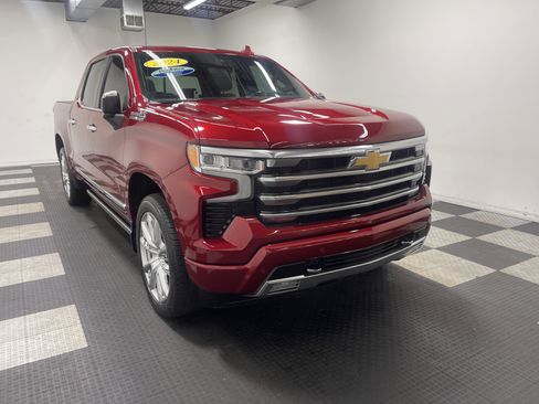 Used 2024 Chevrolet Silverado 1500 High Country image 6