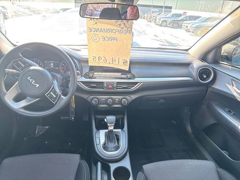 Used 2022 Kia Forte LXS image 12