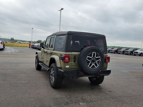 Used 2026 Jeep Wrangler Sahara image 4