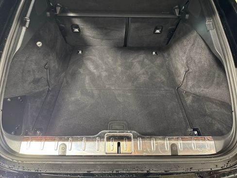 Used 2019 Porsche Panamera 4 image 16