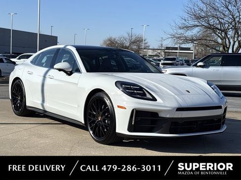 Used 2025 Porsche Panamera 4 image 1
