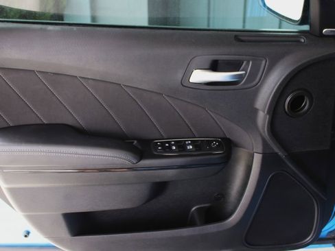 Used 2023 Dodge Charger SXT w/ Blacktop Special Edition image 29