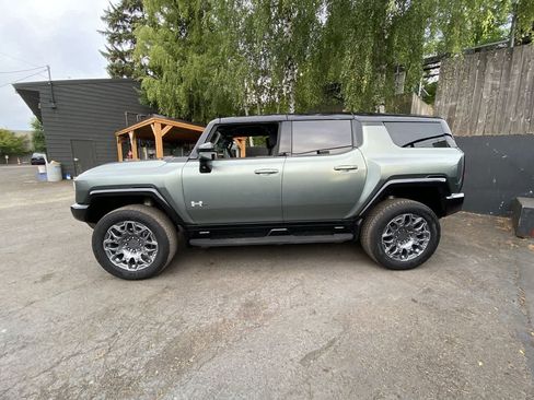 Used 2024 GMC Hummer EV 3X AWD/4WD image 3