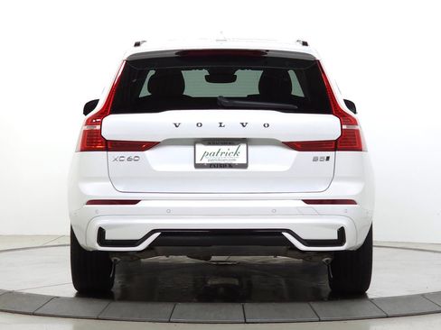 Certified 2024 Volvo XC60 B5 Plus w/ Climate Package AWD/4WD image 7