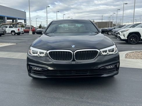 Used 2017 BMW 530i xDrive image 34
