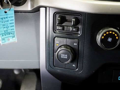 Used 2023 Ford F150 XLT w/ Trailer Tow Package image 19