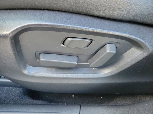 Used 2025 MAZDA CX-5 AWD 2.5 S w/ Preferred Package image 18