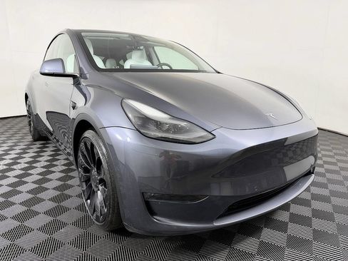 Used 2022 Tesla Model Y Performance AWD/4WD image 5