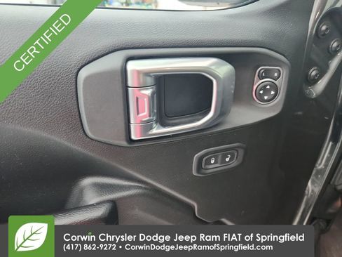 Used 2022 Jeep Gladiator Sport AWD/4WD image 12