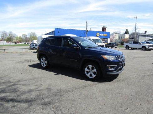 Used 2021 Jeep Compass Latitude AWD/4WD image 38