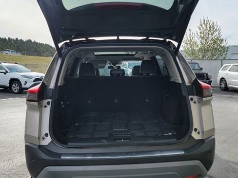 Used 2021 Nissan Rogue SL w/ Premium Package image 61