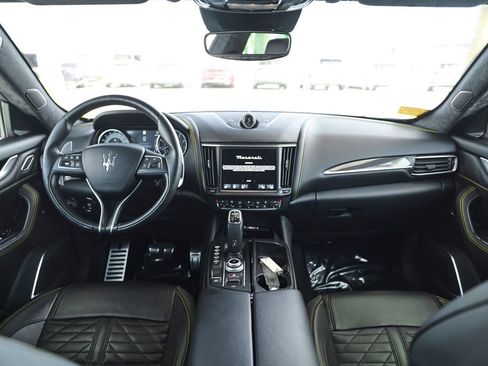 Used 2022 Maserati Levante F Tributo AWD/4WD image 2
