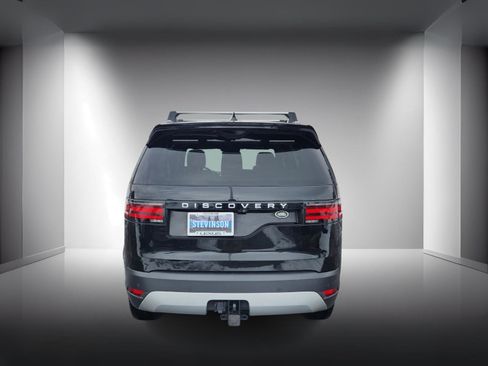 Used 2021 Land Rover Discovery S image 4