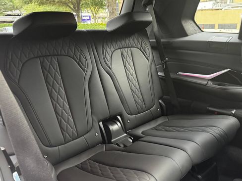 Used 2024 BMW X7 M60i w/ Executive Package AWD/4WD image 9