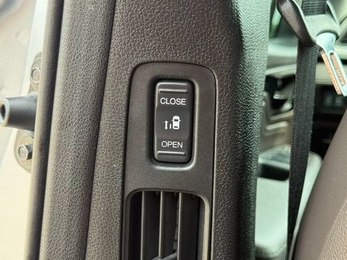 Used 2020 Honda Odyssey Elite image 23