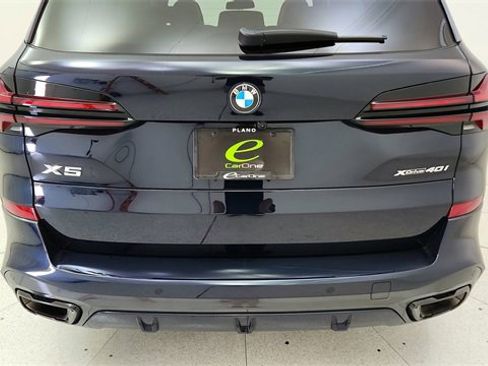 Used 2024 BMW X5 xDrive40i w/ M Sport Package image 11