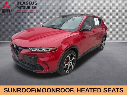 Used 2024 Alfa Romeo Tonale Veloce AWD/4WD image 6