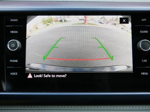 Used 2023 Volkswagen Taos SE image 26