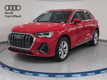 Certified 2025 Audi Q3 2.0T Premium w/ Convenience Package