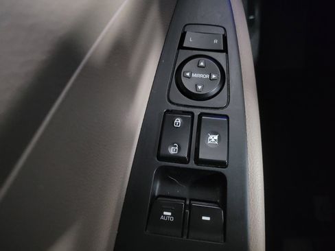 Used 2020 Hyundai Tucson Value w/ Cargo Package image 27