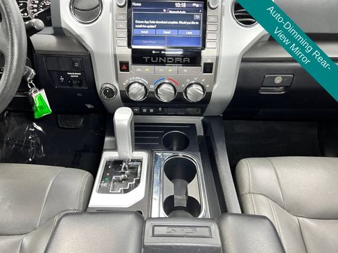 Used 2020 Toyota Tundra SR5 w/ SR5 Upgrade Package AWD/4WD image 15