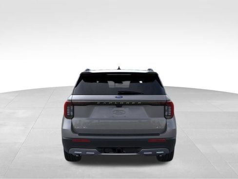 New 2026 Ford Explorer Active w/ Active Comfort Package AWD/4WD image 6