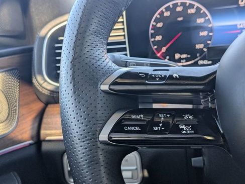 Used 2025 Mercedes-Benz GLS 450 4MATIC image 22
