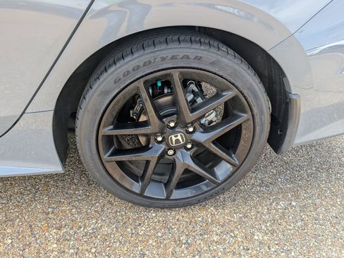 Certified 2025 Honda Civic Sport image 29