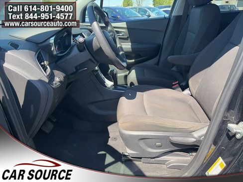 Used 2018 Chevrolet Trax LT image 14