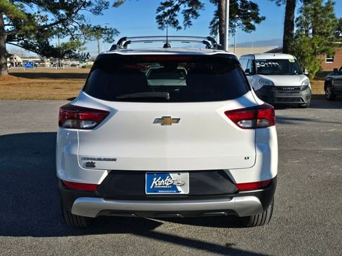 Used 2023 Chevrolet TrailBlazer LT image 4