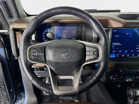Used 2023 Ford Bronco Outer Banks AWD/4WD image 12