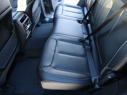 New 2025 Jeep Grand Cherokee Limited image 13