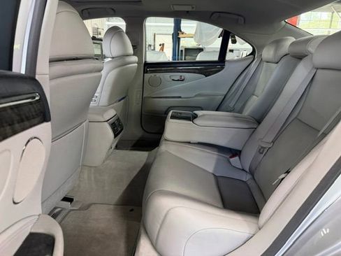 Used 2008 Lexus LS 460 RWD image 8