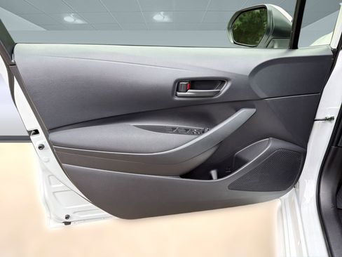 Used 2026 Toyota Corolla LE FWD image 20