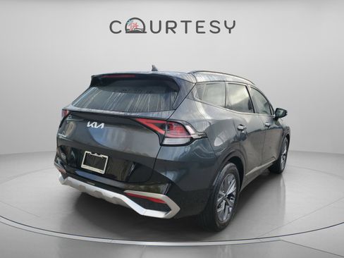 Certified 2024 Kia Sportage SX image 3